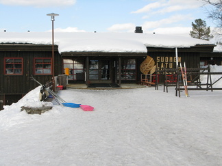 Kiilopään päärakennus edestäpäin