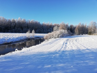Tämä on kuvattu lauantaina 21. tammikuuta, eli retkeä edeltävänä päivänä Vantaanjoen varrella Hyppärässä.