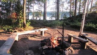 Perjantai-iltaa Hietasalossa, ensimmäisellä yöpymispaikalla