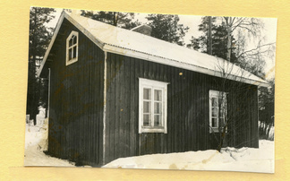 Maanviljelijä Jaakko ja Sointu Salo vuokrasivat Kulomäen rinteestä Hyvinkään Ladulle kahden huoneen pienen rakennuksen. Maja saatiin käyttöön laskiaisena 1970. Vuosivuokra oli 120 mk. Kaupunki osti majan maapohjan. Kulomäen majalla latukanttiinia pidettiin vuosina 1971 -1977.