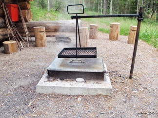 Siisti laavu odotteli käyttäjijä..