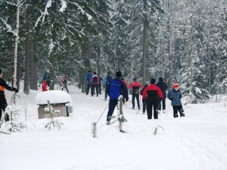 Joukko suunnisti kohti Tanssikalliota