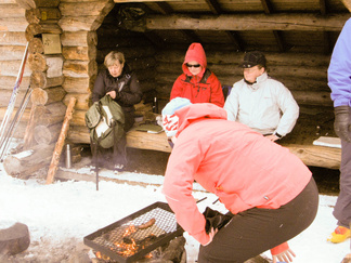 Sivakkaojan laavulla.