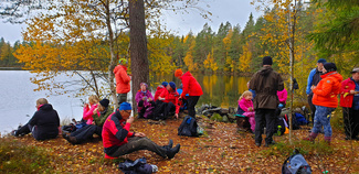 Paussi on aina paikallaan, patikoidessakin!