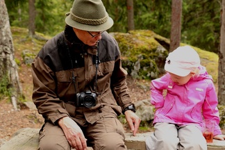 Pappa ja pojantytär.