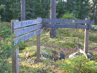 Usmissa reitistö on merkitty opasviitoin.