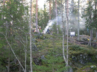 Matkaa oli tehty vasta kilometrin verran, eikä tauon pitäminen ollut vielä tarpeen. Partiolaiset jäivät jatkamaan aamutoimiaan.