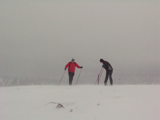 Ahopään ylitys vaati voimia, sillä navakka tuuli puhalsi vasten kasvoja.