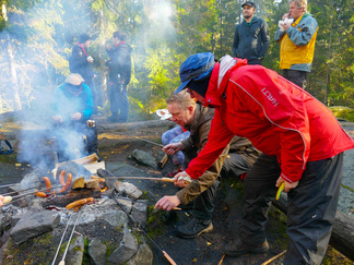 Paluumatkalla poikettiin partiolaisten Usmituvalla