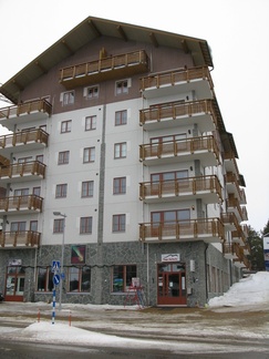 Saariselän keskustassahan on monenlaista majoitustilaa, hotelleja ja ravintoloita.