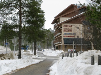 Ravintola Kaltio ja majatalo Gielas.