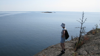 Eternity, ikuisuus oli kirjoitettu useaan paikkaan tällä kalliolla. Mikä lieneekään tuon takana? Upeat näköalat joka tapauksessa.