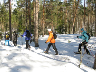 Kun eväät oli saatu siirrettyä tuulensuojaan jatkettiin matkaa kohti Latu-Miilua.