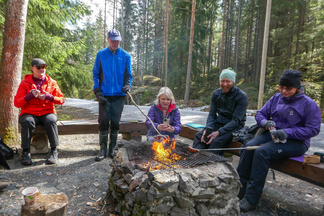 Latu-Miilun laavulla nautimme eväitämme.