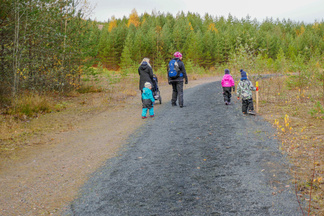 Luontopolku sopii myös lapsille.