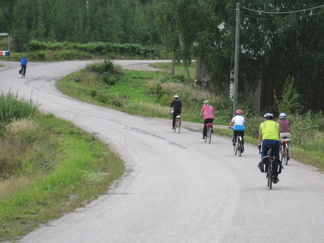 Kurvasimme Selänojantielle