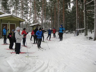 Suonummella RKV:n majan pihassa.