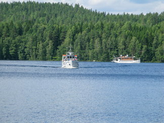 Elbatar saapui noutamaan meitä Päijätsalon retkelle