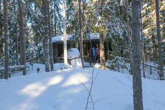 Saavuimme 12:30 Latu-Miiluun