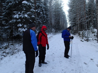 Latu-Miilu tavoitettiin reilun tunnin patikoinnin jälkeen.