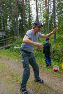 Vanhemmille hulavanne on tuttu väline.