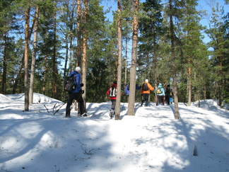 ...ja kohti isompaa Karhulampea