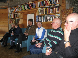 Hyvinkään Ladun väkeä tervetulijais tilaisuudessa.